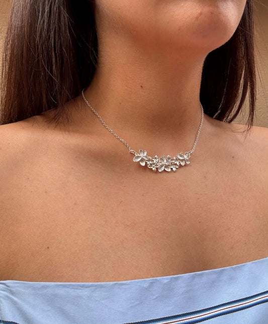 Collana Tris fiorellini e Delia
