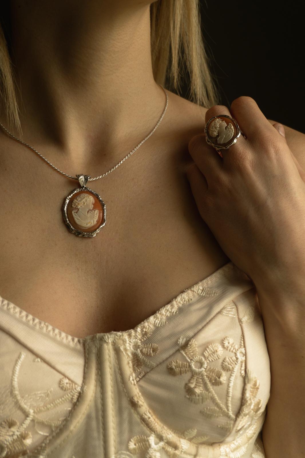 Collana cammeo